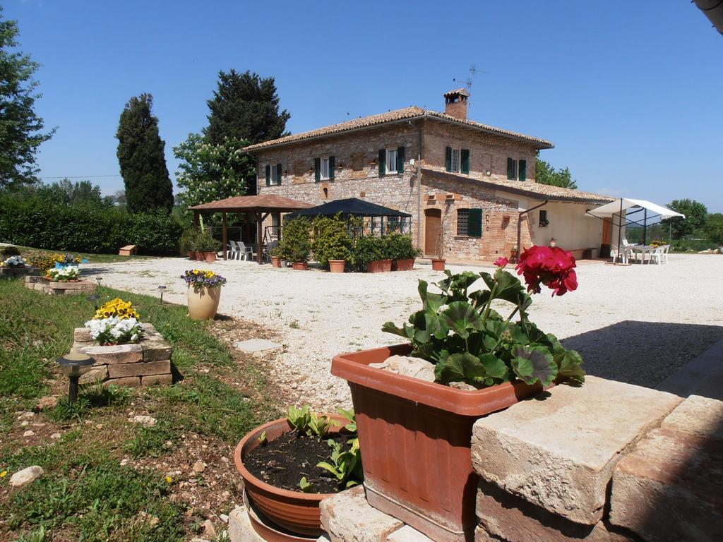 Agriturismo Rustichino Giano dellʼUmbria Exterior foto